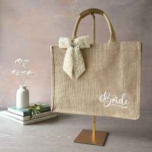 bride jute gift bag with pearl bow detachable wedding bag Pomme d’Or, large size bag